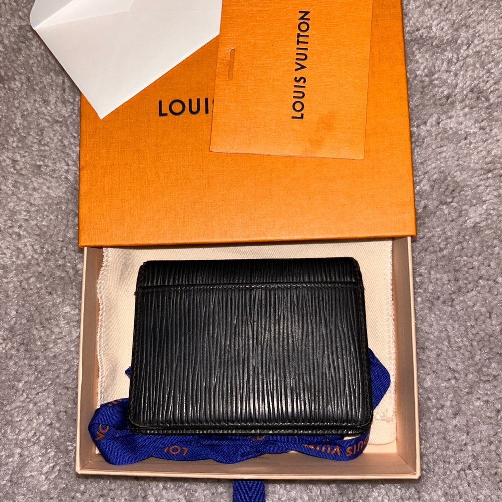 Louis Vuitton Epi wallet - Picture 6 of 9